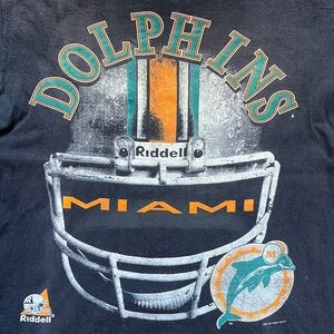 1996 Miami Dolphins Riddell Big Helmet NFL tee / size Large